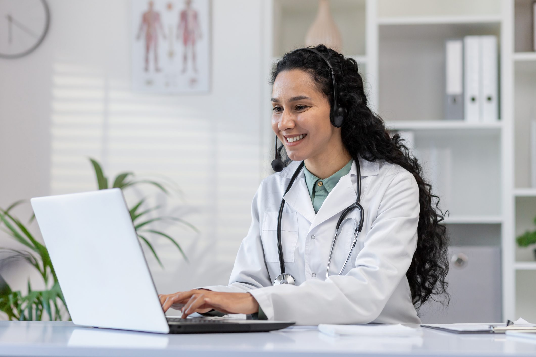 Voxira : une plateforme d’intelligence artificielle qui libère du temps clinique en automatisant la couche administrative des soins